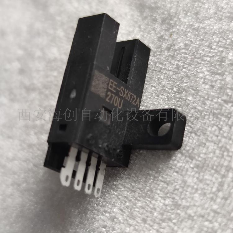 欧姆龙传感器 EE-SX672.jpg